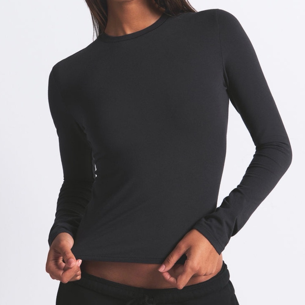 SKIMS Black Long Sleeve Cotton Tee size Small